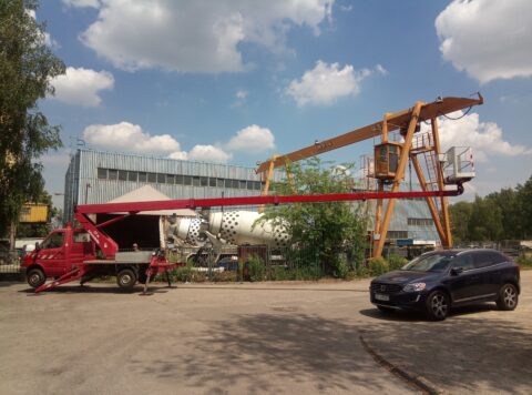 Wysięg boczny zwyżki